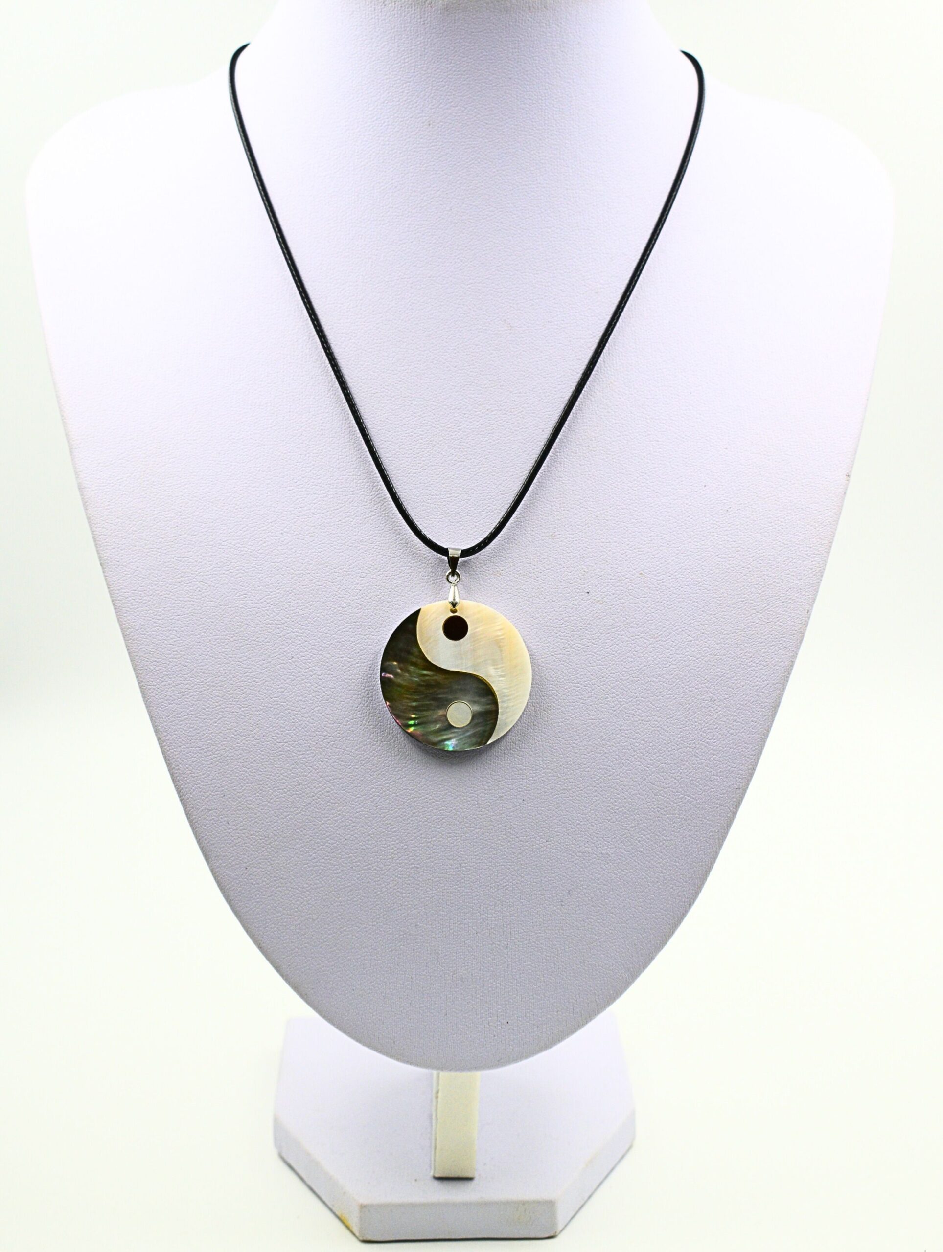 Biserna matica - jing/jang - slika 1